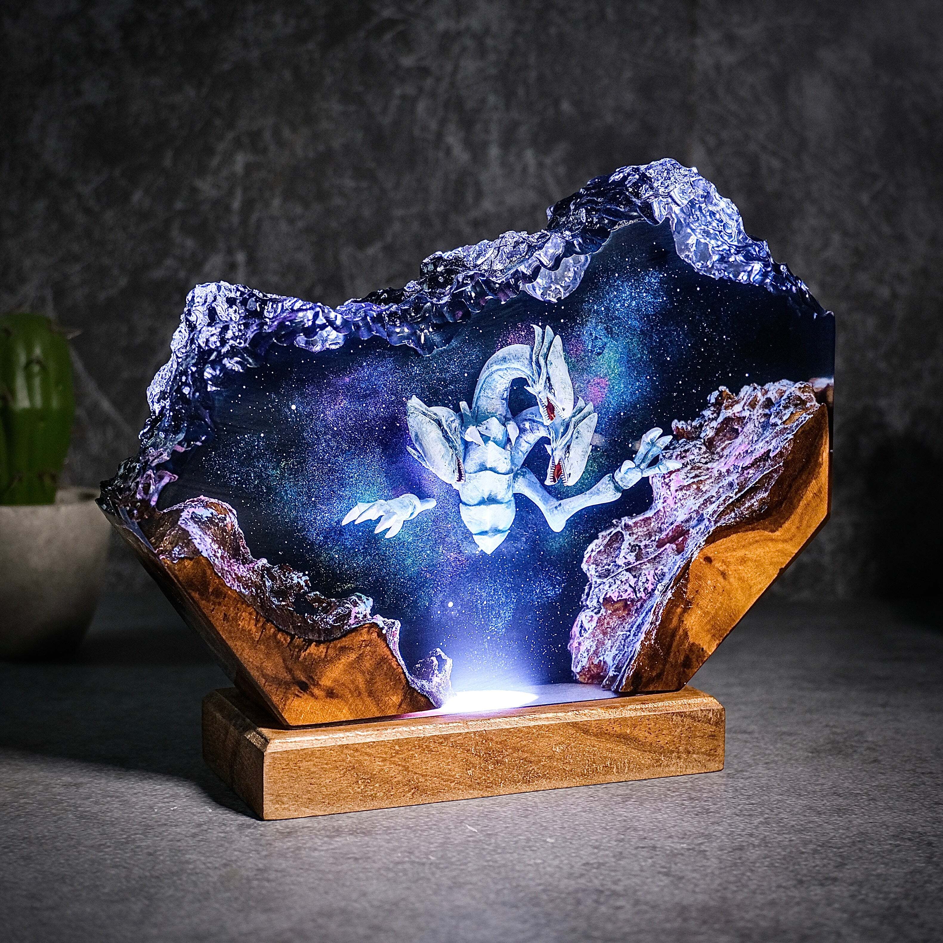 Blue-Eyes Ultimate Dragon Resin Handmade Lamp