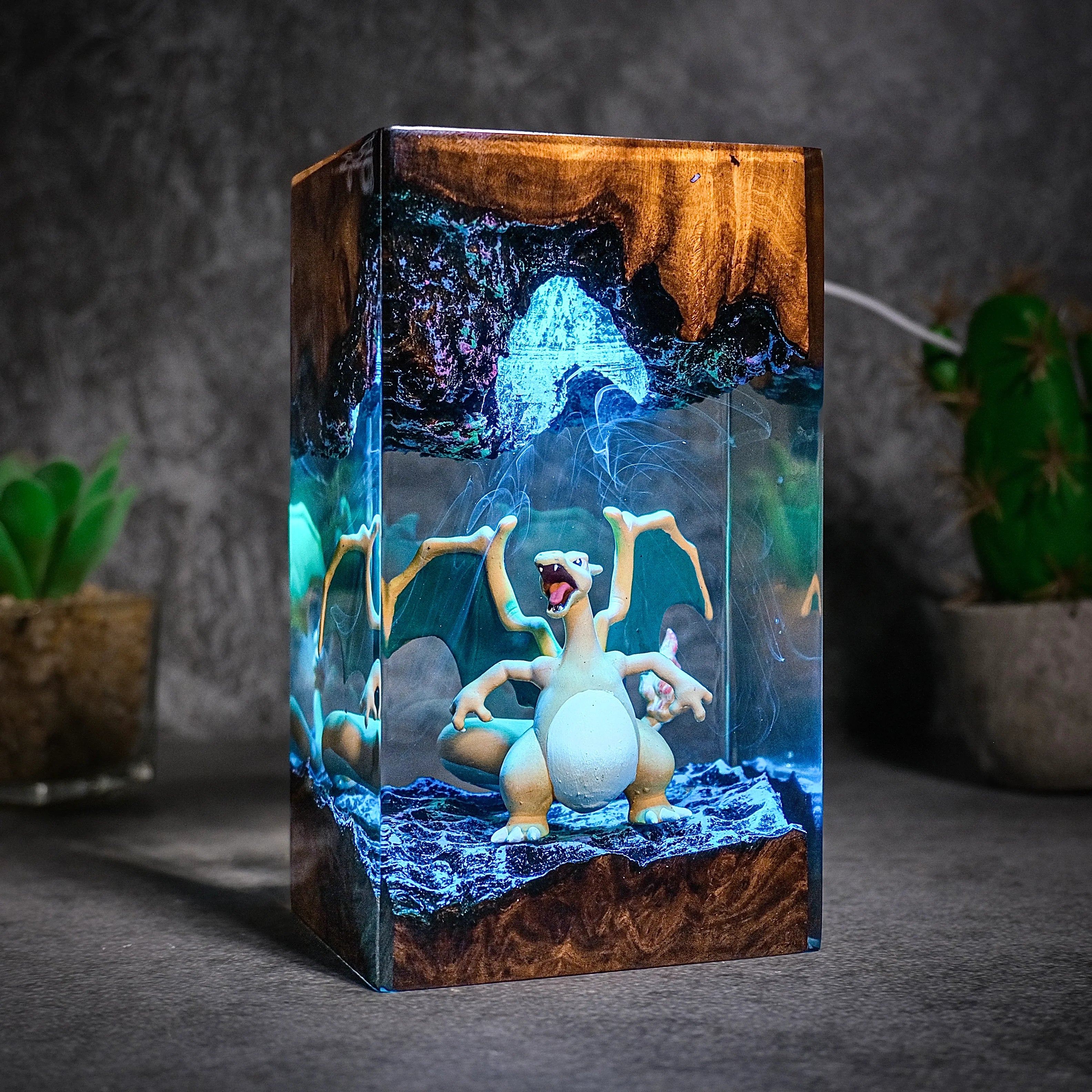 CHARIZARD Pokemon Resin Handmade Lamp