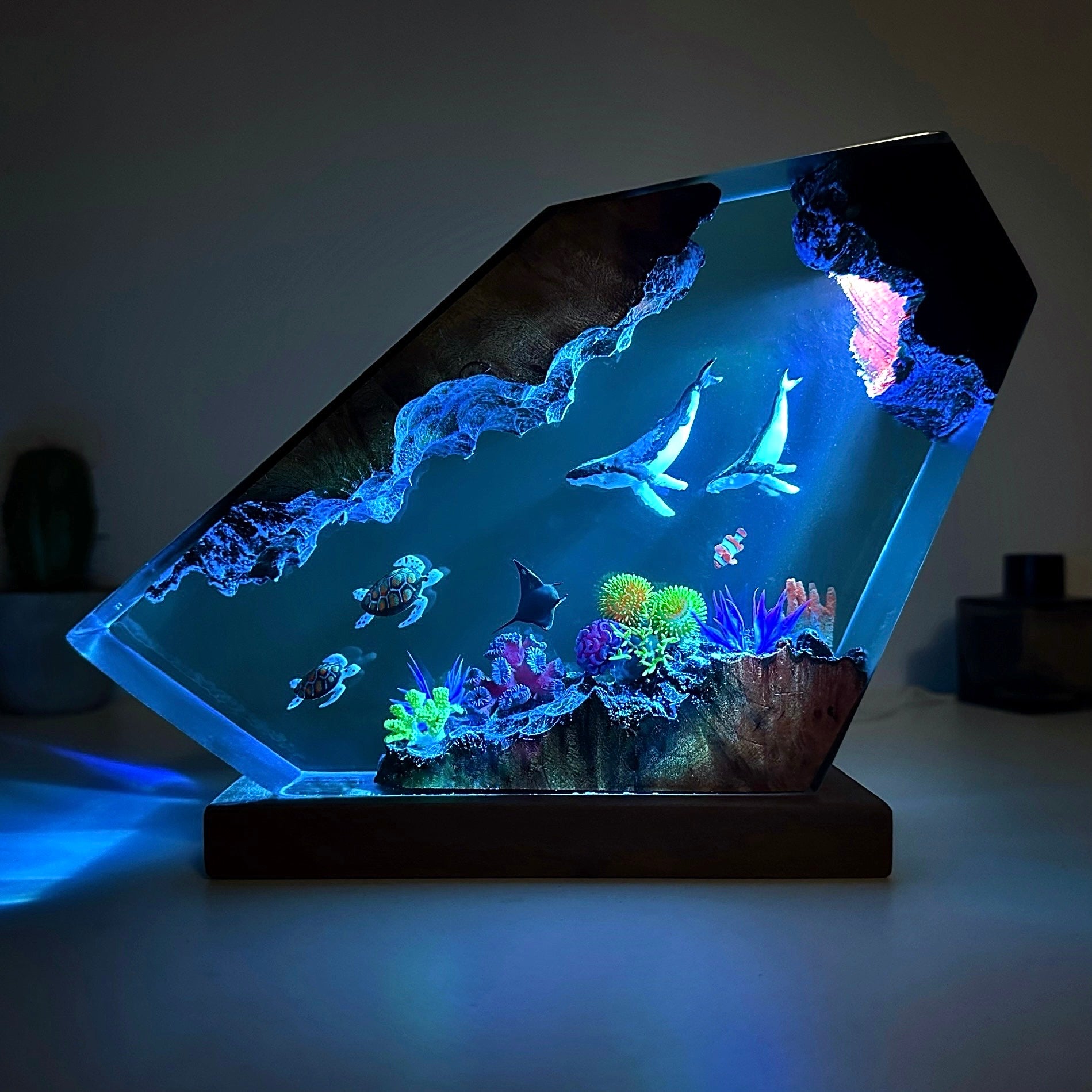 Ocean S4 Resin Handmade Lamp