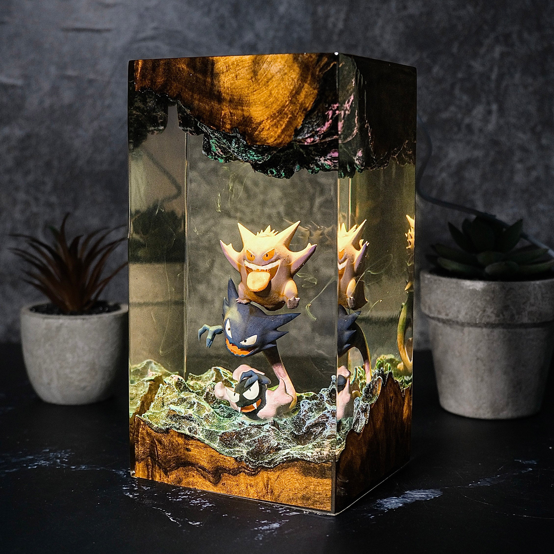 GENGAR Pokemon Resin Handmade Lamp