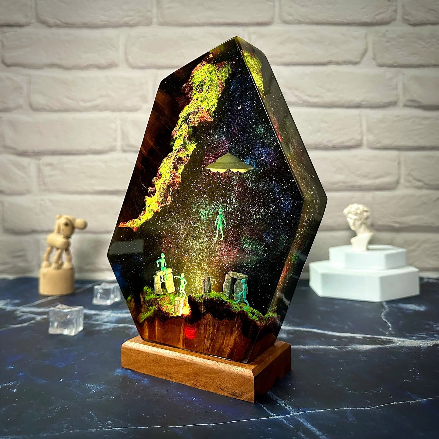 Universe V3 Resin Handmade Lamp