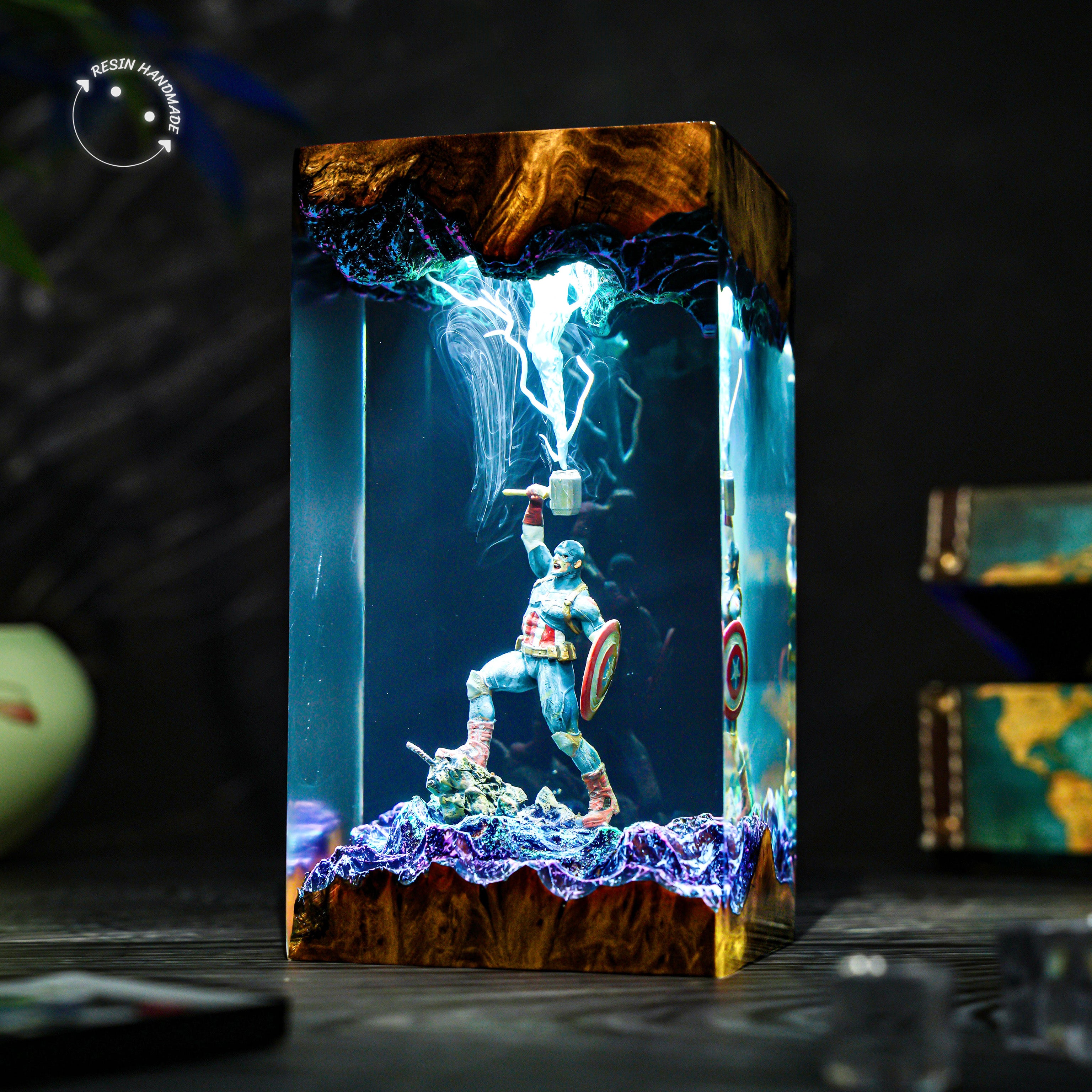 CAPTION AMERICA V2 Resin Handmade Lamp