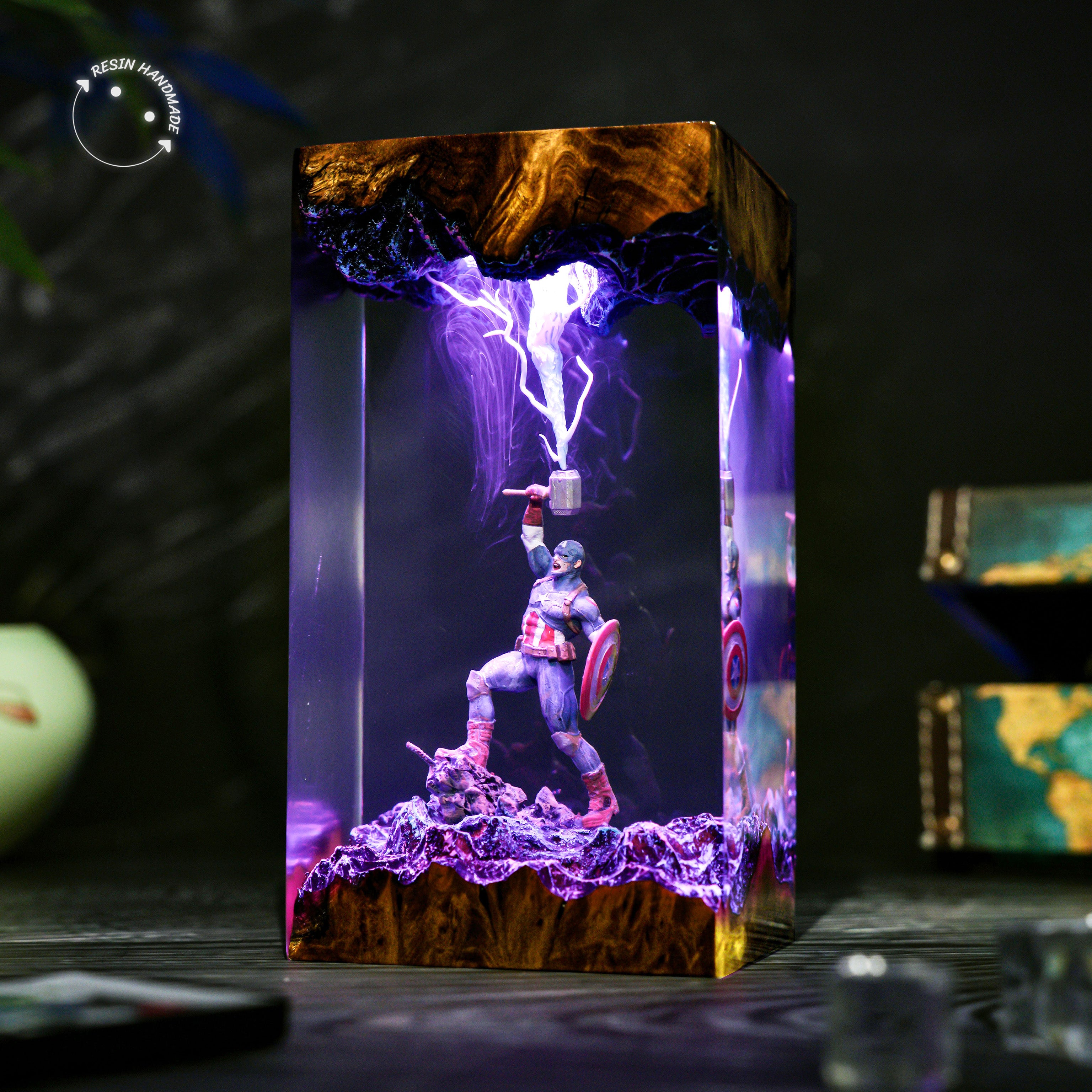 CAPTION AMERICA V2 Resin Handmade Lamp