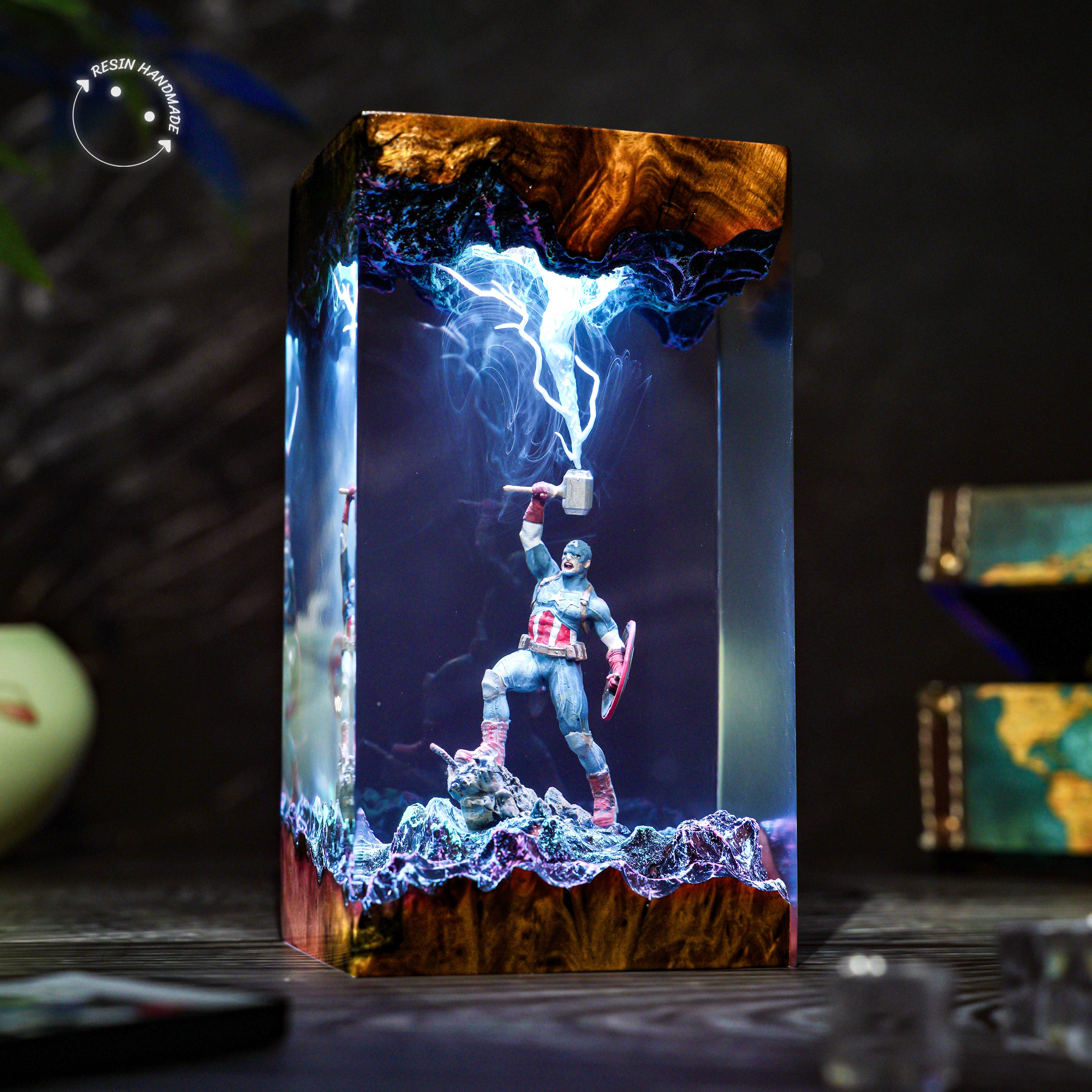 CAPTION AMERICA V2 Resin Handmade Lamp