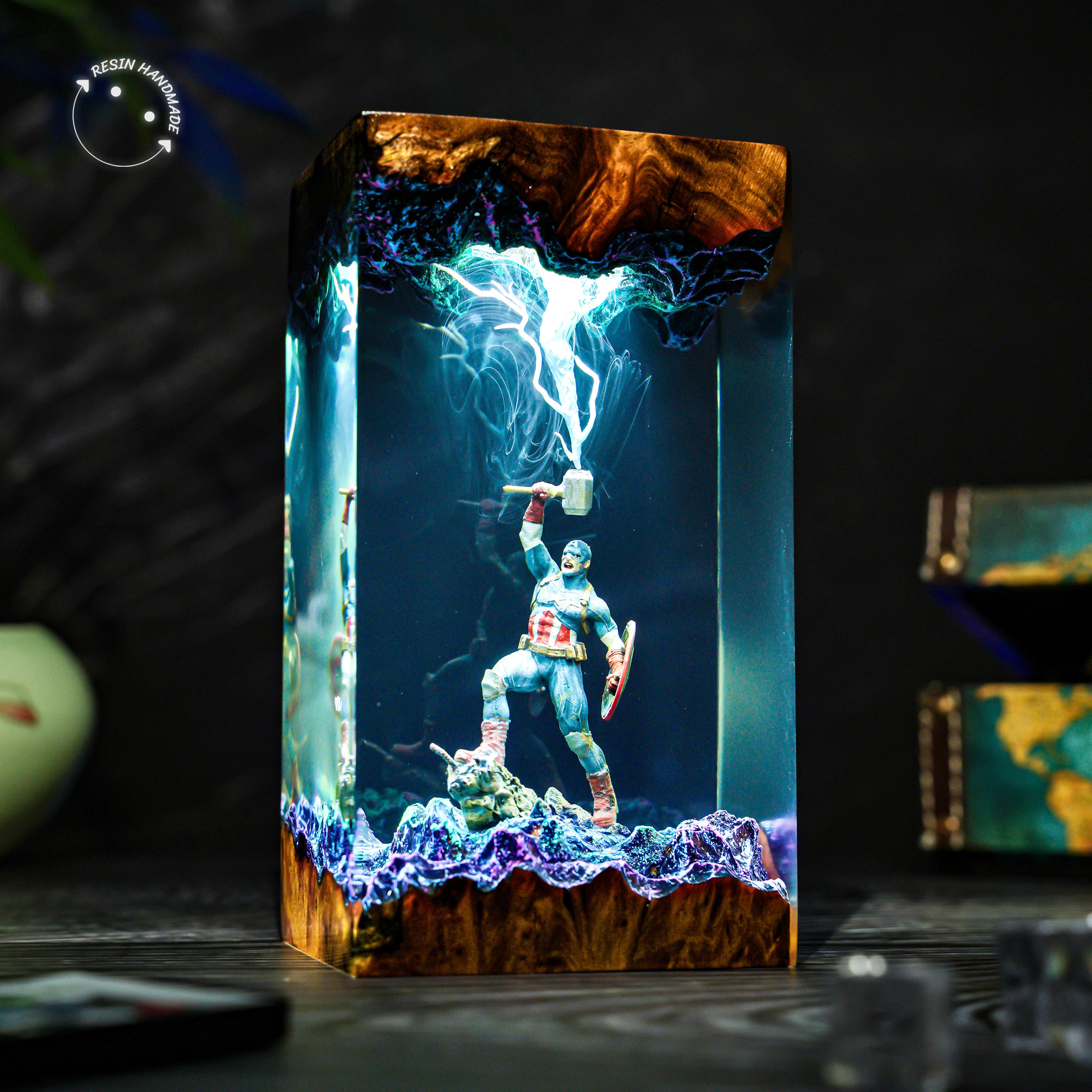 CAPTION AMERICA V2 Resin Handmade Lamp