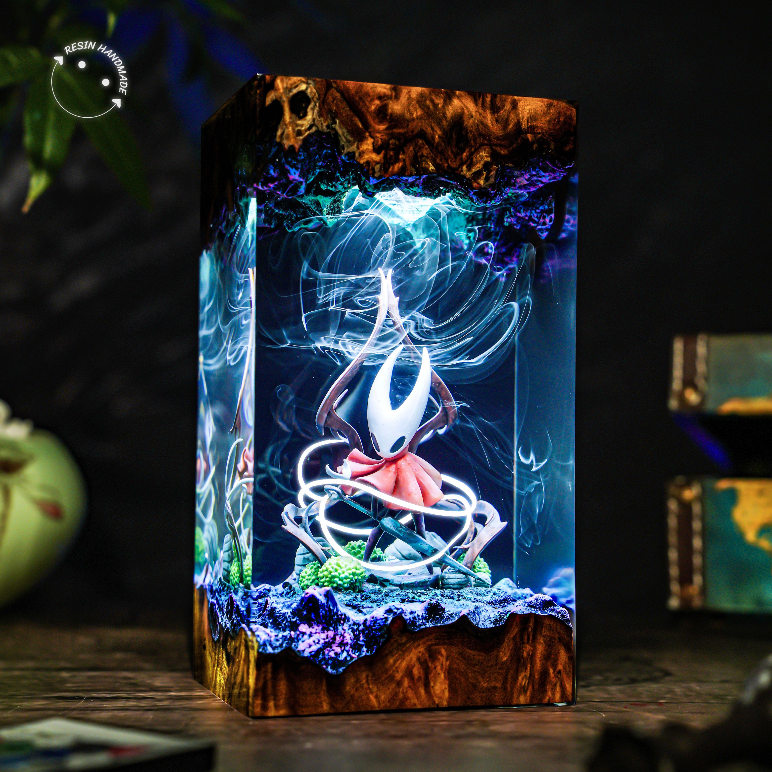 HORNET Hollow Knight Resin Handmade Lamp