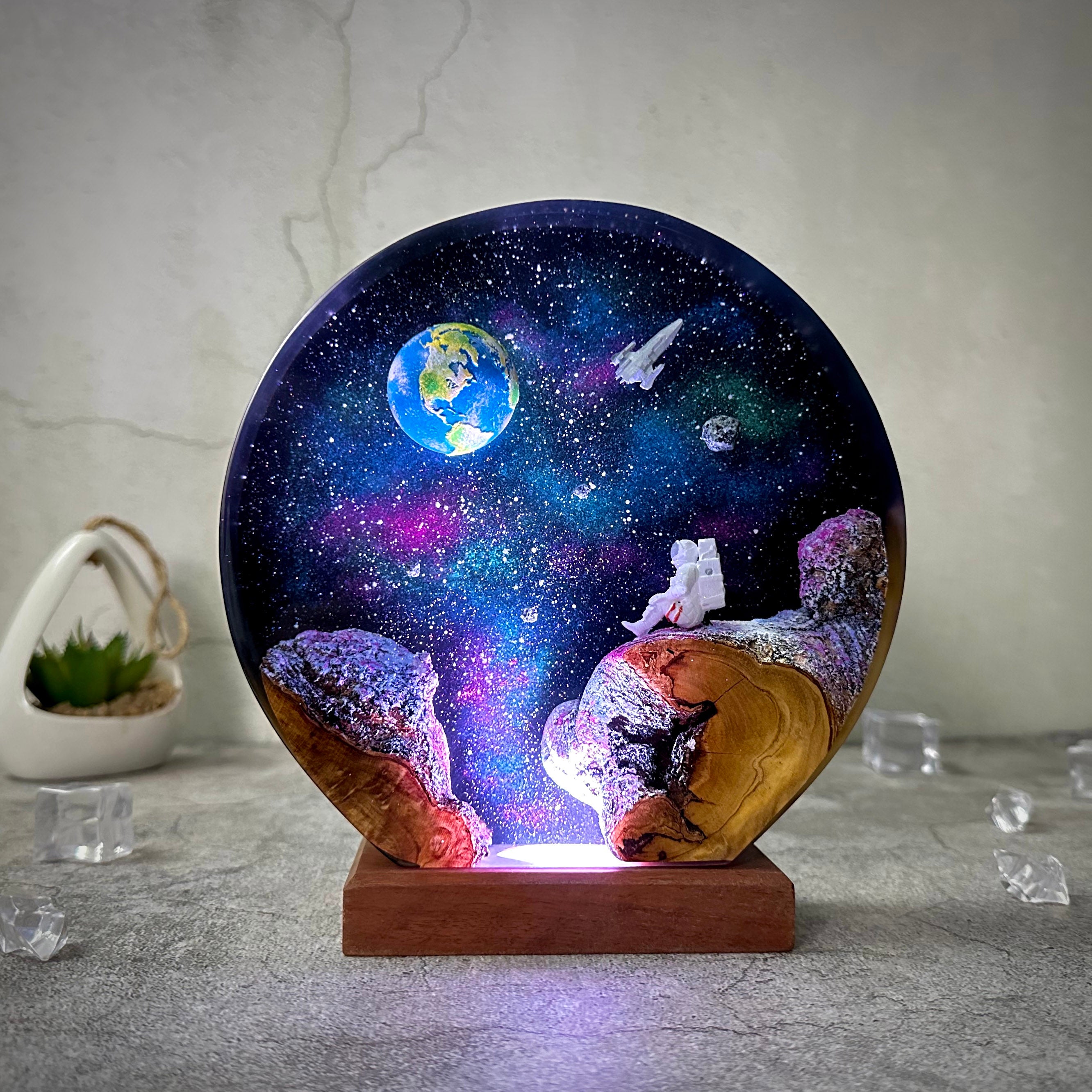 Universe V4 Resin Handmade Lamp