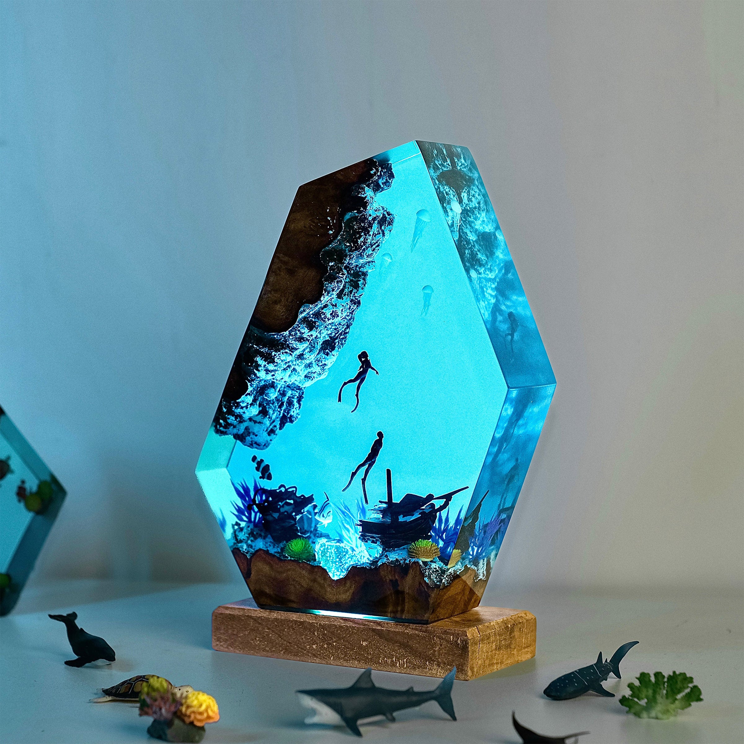 Ocean S6 Resin Handmade Lamp