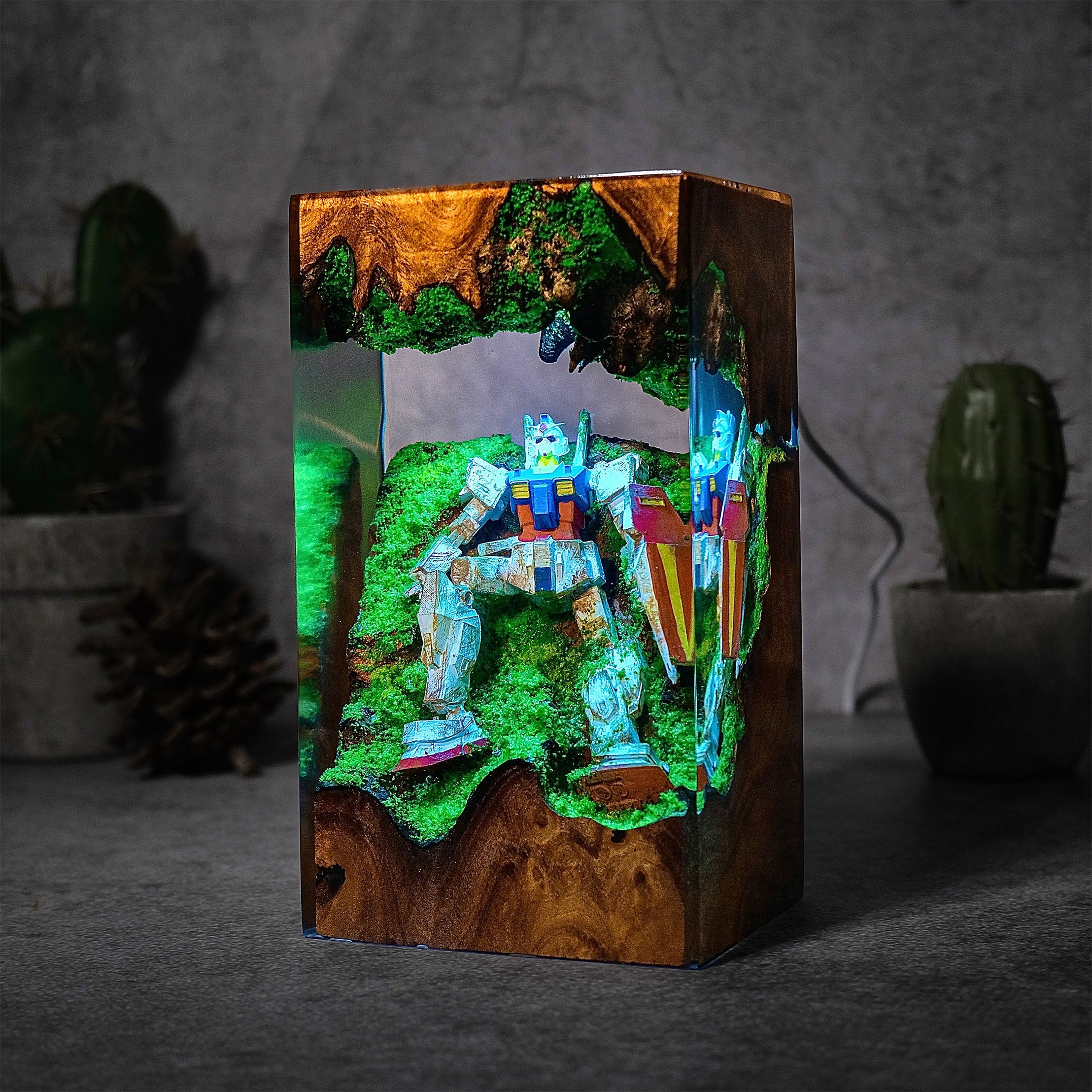 GUNDAM Resin Handmade Lamp